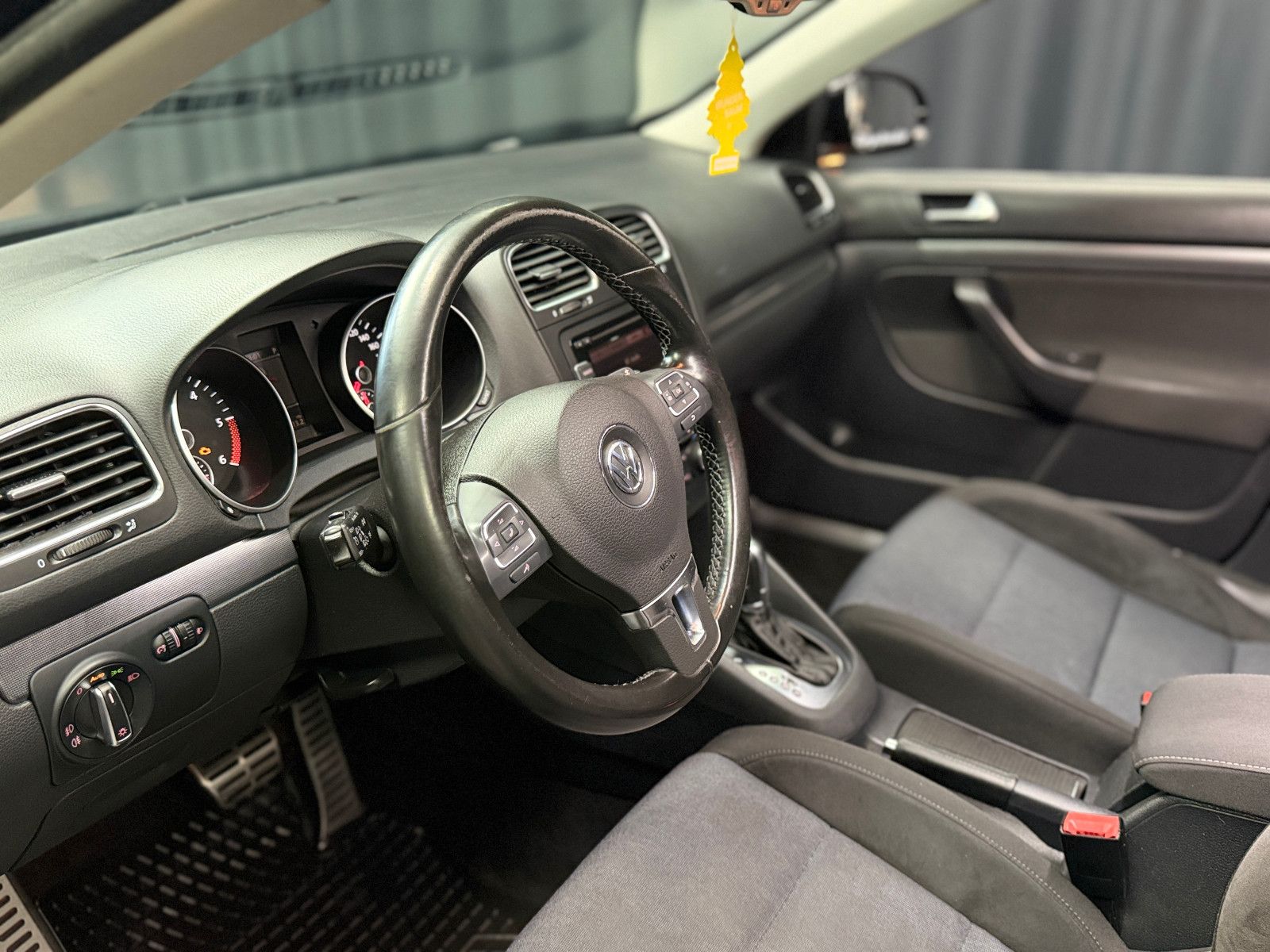 Fahrzeugabbildung Volkswagen Golf VI Variant Style BlueMotion |DSG|NAVI|AHK