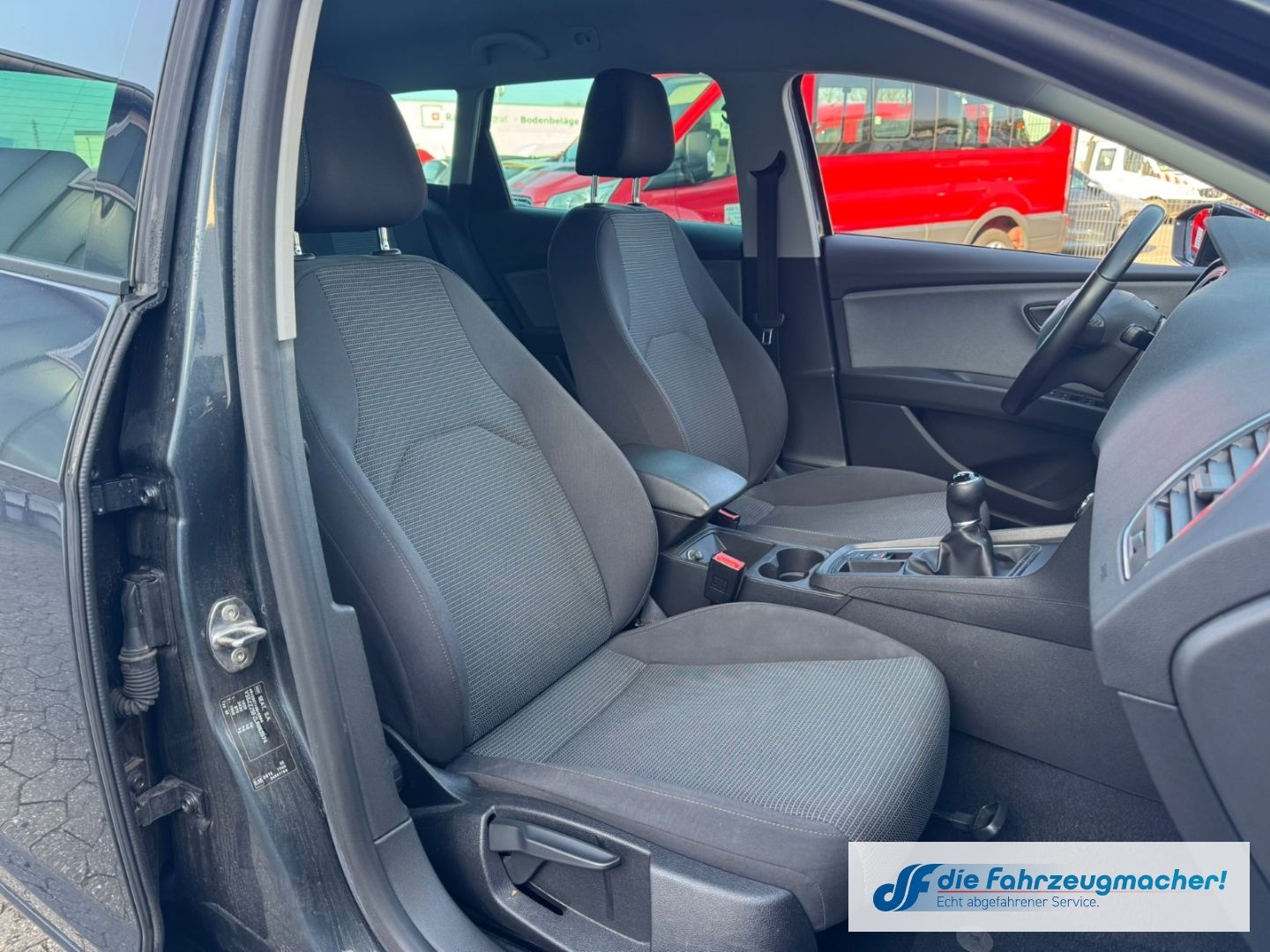 Fahrzeugabbildung SEAT Leon ST Style Navi Apple CarPlay Android *EXPORT