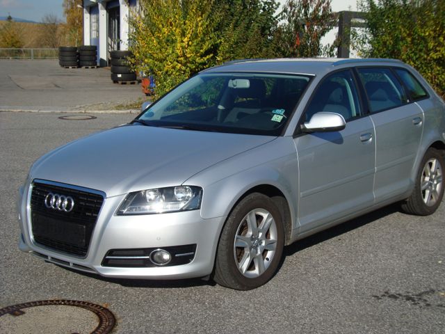 Audi A3 Sportback 1.6 TDI Attraction