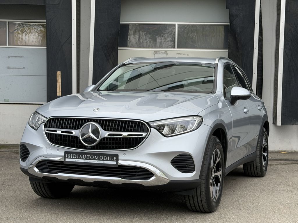 Image of Mercedes-Benz GLC 300