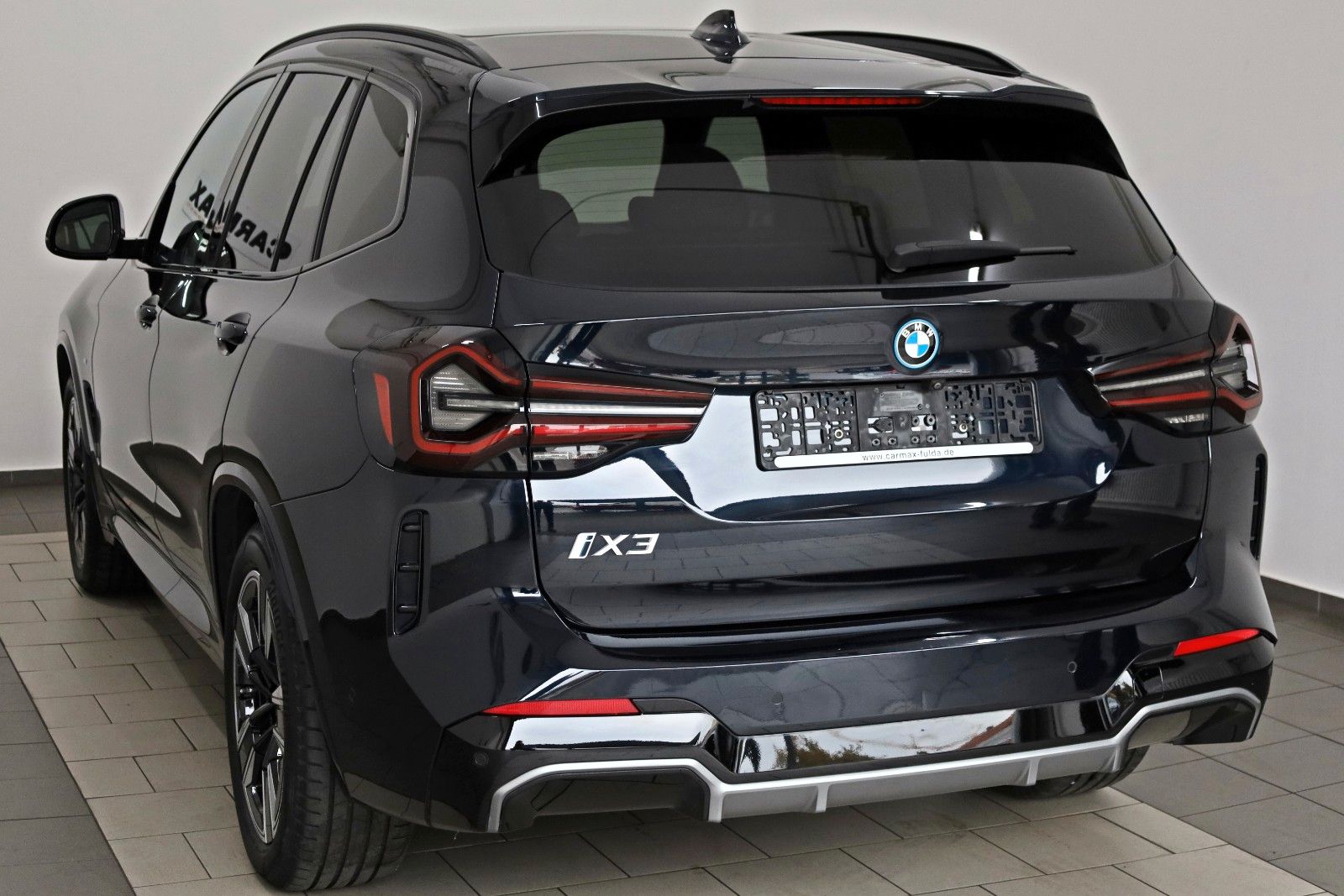 Fahrzeugabbildung BMW iX3 Inspiring Shadow-Line,Leder,Navi,Panora,360°