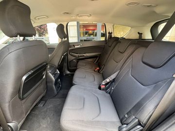Ford S-Max - 10