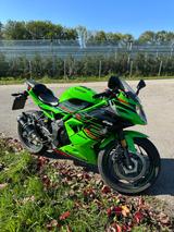 Kawasaki Ninja 125 zu verkaufen  - KAWASAKI K 125