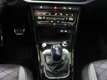 Volkswagen T-Roc 1.5 DSG R-Line Black AHK Pano Matrix Kame.