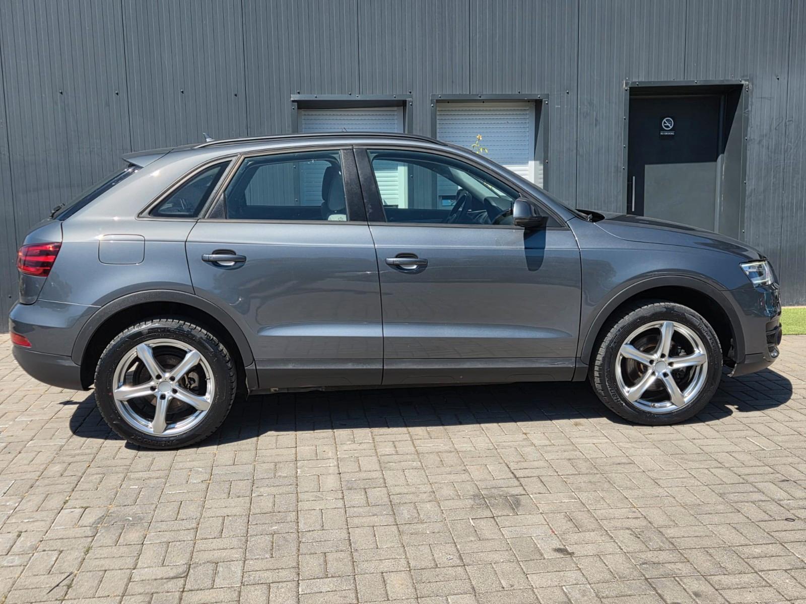 Audi Q3 2.0 TFSI quattro/NAVI/TEMP/KLIMAATM
