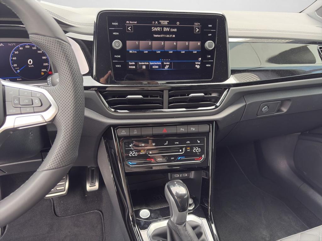 Volkswagen T-Roc 11