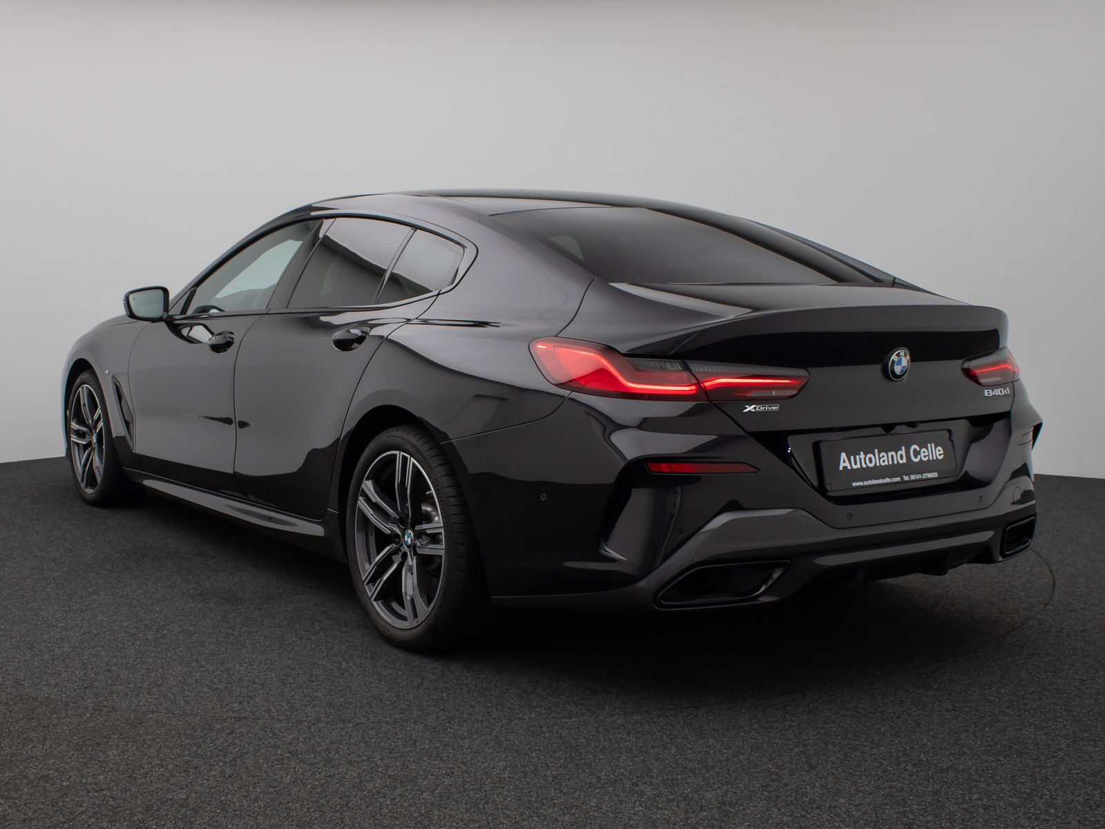 Fahrzeugabbildung BMW 840d xD Gran Coupè Laser 360°HUD SoftCl DisplKey