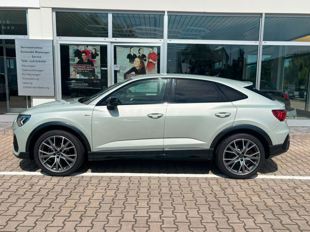 Image of Audi Q3