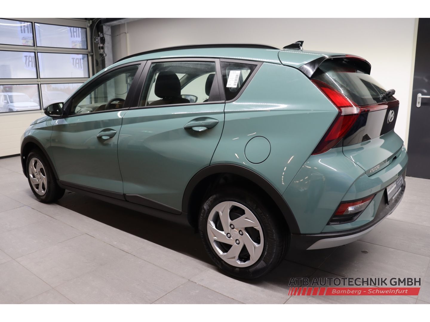 Fahrzeugabbildung Hyundai BAYON Select 1.0 T-GDi M/T 100PS Navi ACC Apple