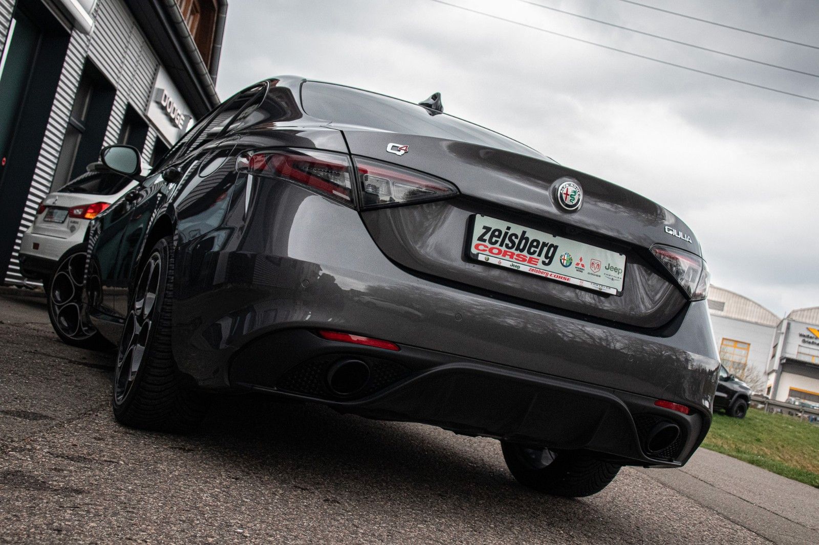 Fahrzeugabbildung Alfa Romeo Giulia MY23 Veloce 2.0T vom AR Vertragshändler