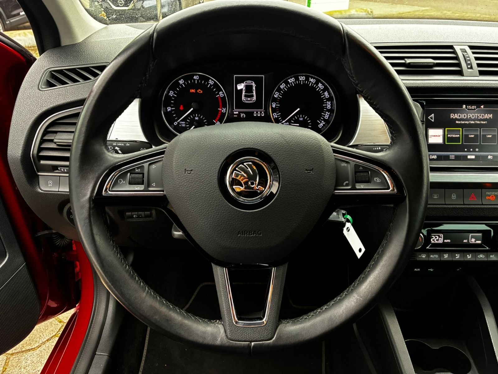 Fahrzeugabbildung SKODA Fabia 95PS 5-Gang*GRA*PDC*Climatronic*Euro6