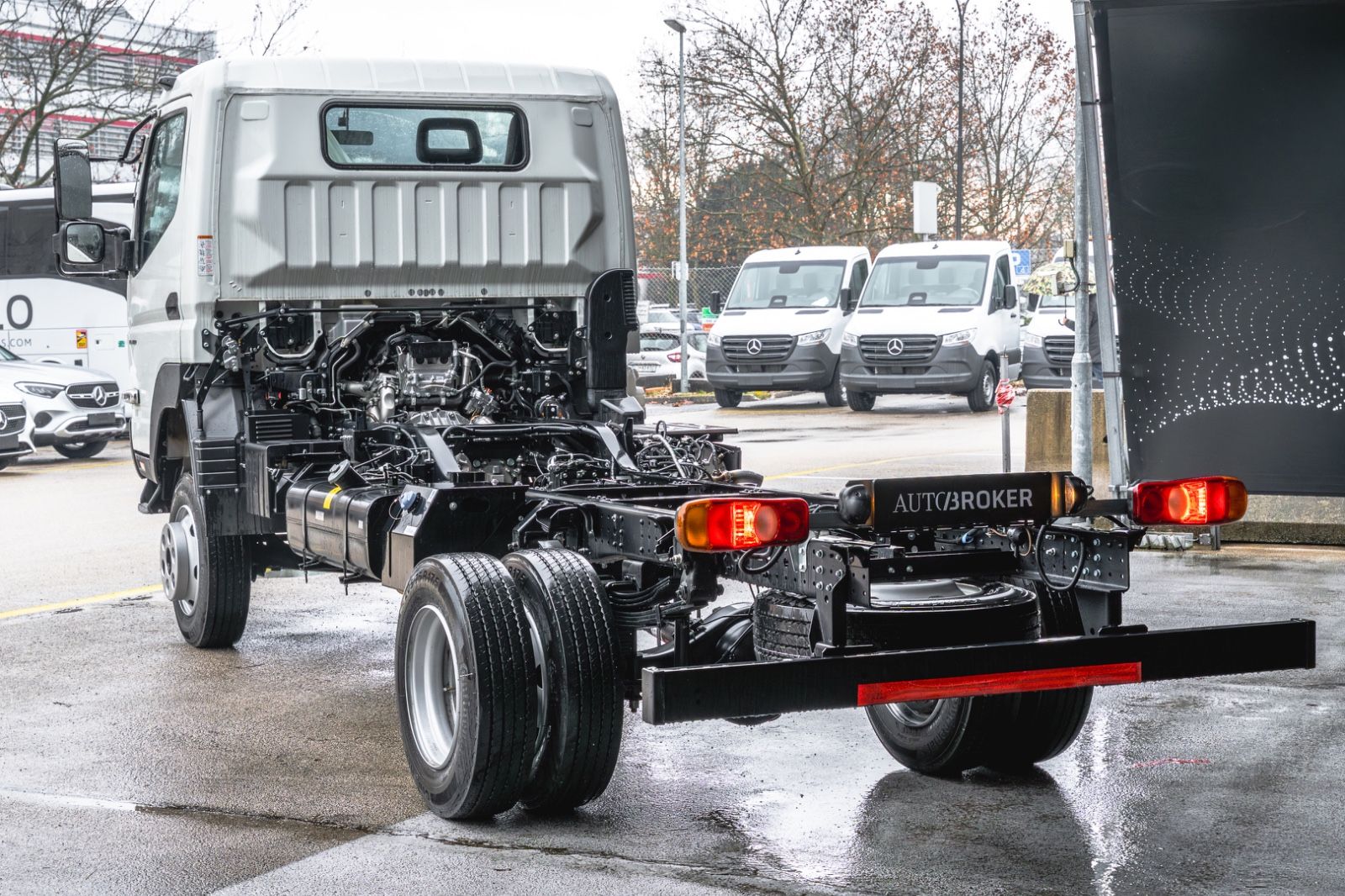 Mitsubishi  – Ansicht 7