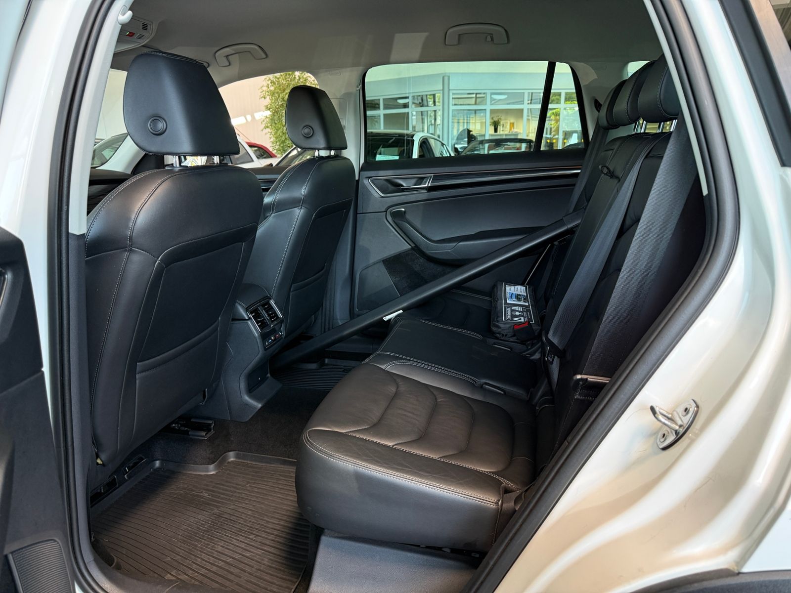 Fahrzeugabbildung SKODA Kodiaq Style 4x4 AHK ACC StHZ CANTON LEDER MEMO