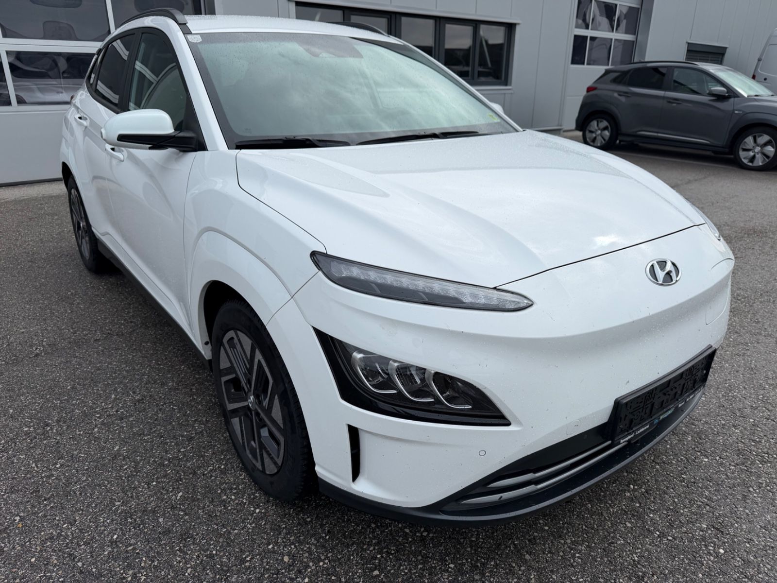 Hyundai Kona Elektro 64kWh* SOH 97%*NAV*KAM*ALU* imagem 3