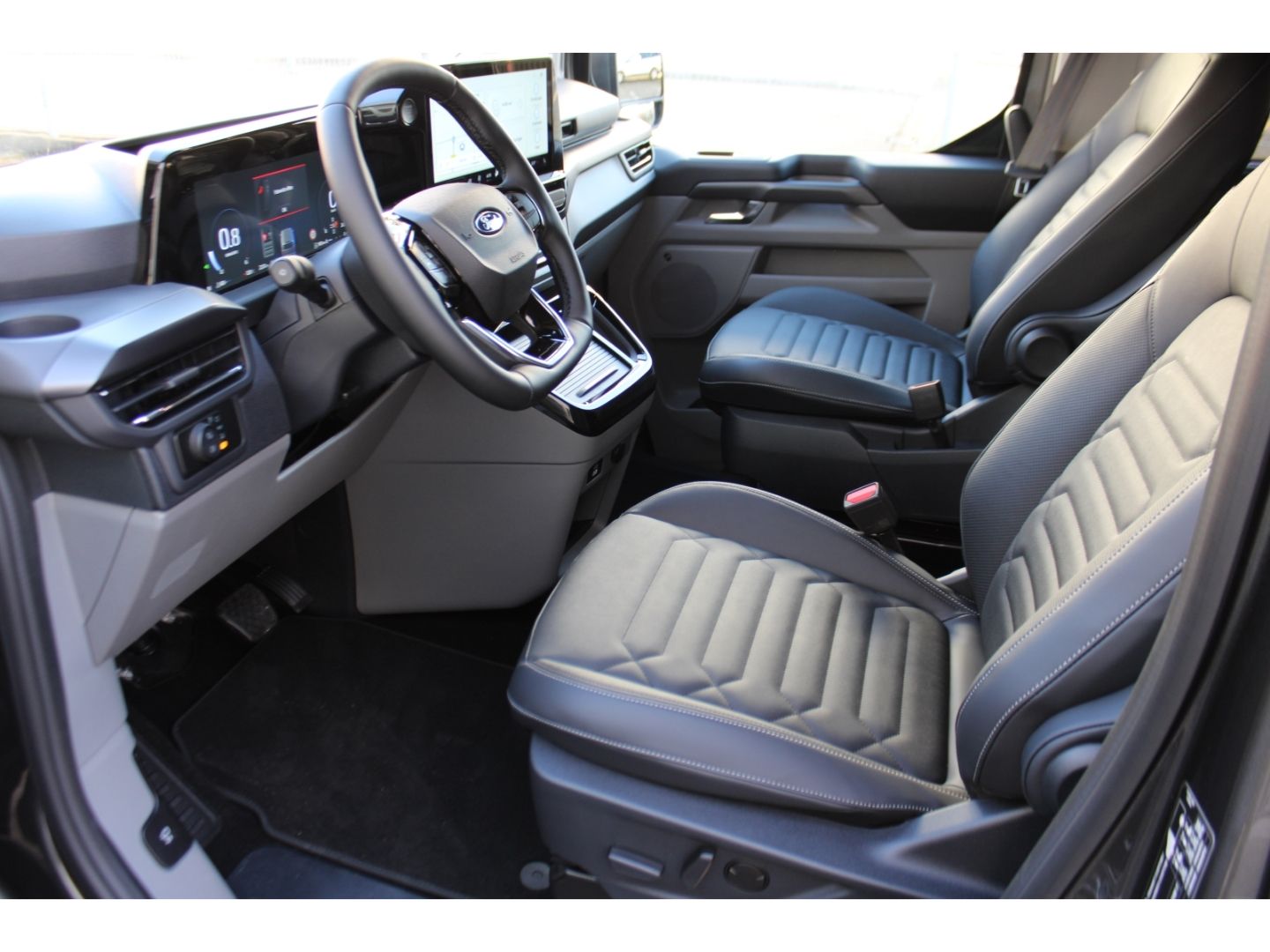 FORD Tourneo Custom 320 L1 Titanium X Matrix ACC AHK - Image 6