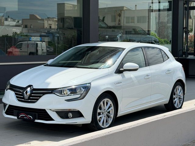 RENAULT ANDERE