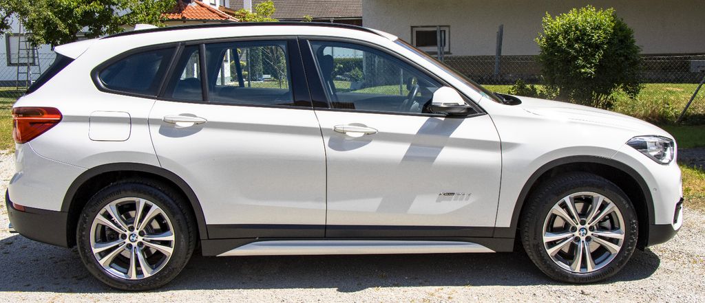 Image of BMW X1
