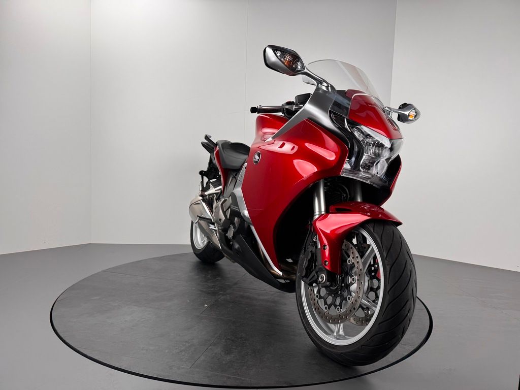 Fahrzeugabbildung Honda VFR 1200 DCT *KOFFER *TOP-ZUSTAND