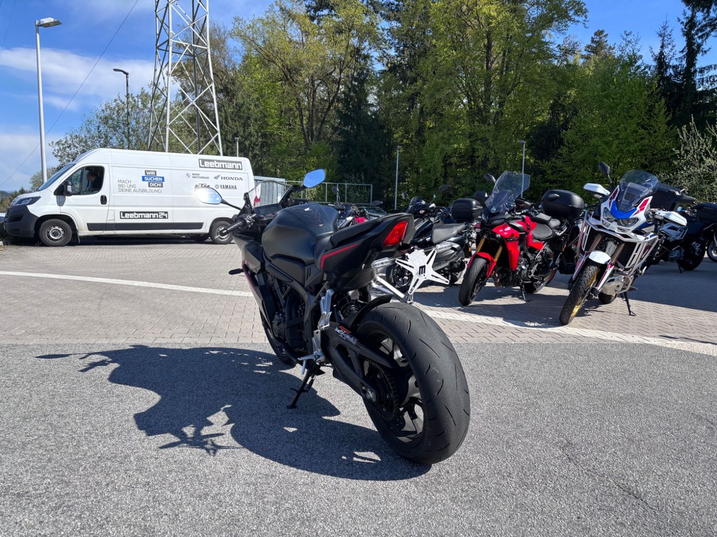 Fahrzeugabbildung Honda CBR 650 R Standard Kurzer Kennzeichenhalter,