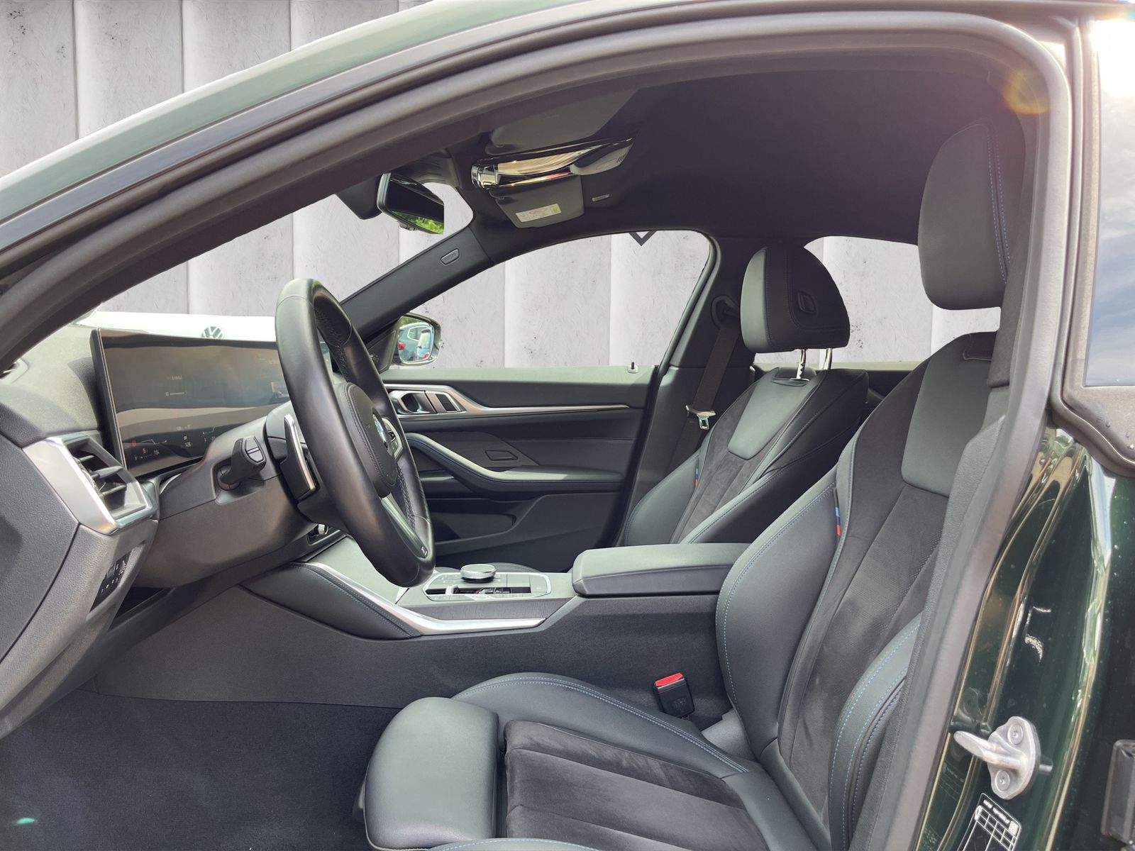 Fahrzeugabbildung BMW 420 d xDrive M Sport*Shadow*HUD*ACC*