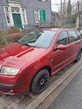 Skoda Fabia Combi 1.4 16V Classic Automatik Classic - Skoda Fabia aus 2005: 1.4