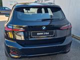 BMW 218d Active Tour.  M Sportpaket, AHK, HUD, usw. - gebrauchte BMW 2er Reihe aus dem Jahr 2022