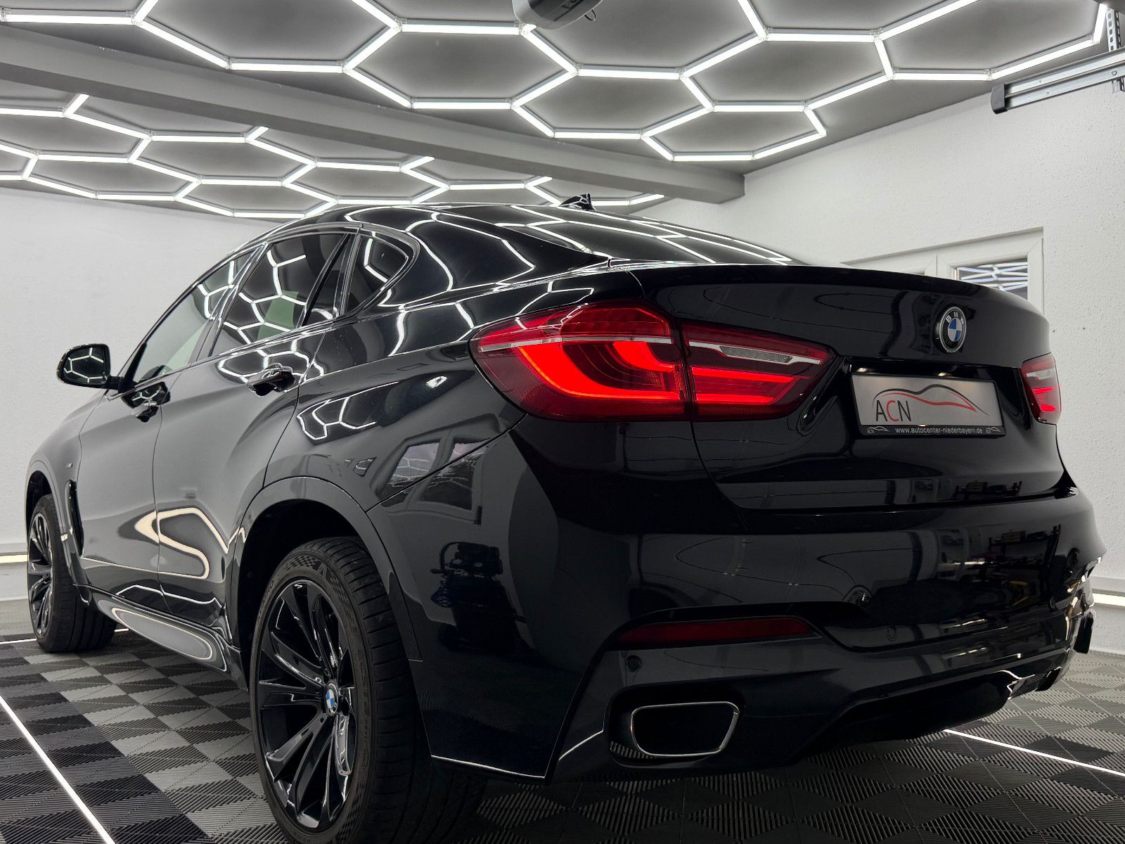 Fahrzeugabbildung BMW X6 xDrive 30 d M SPORT/LED/ACC/H&K/AHK/eGSD