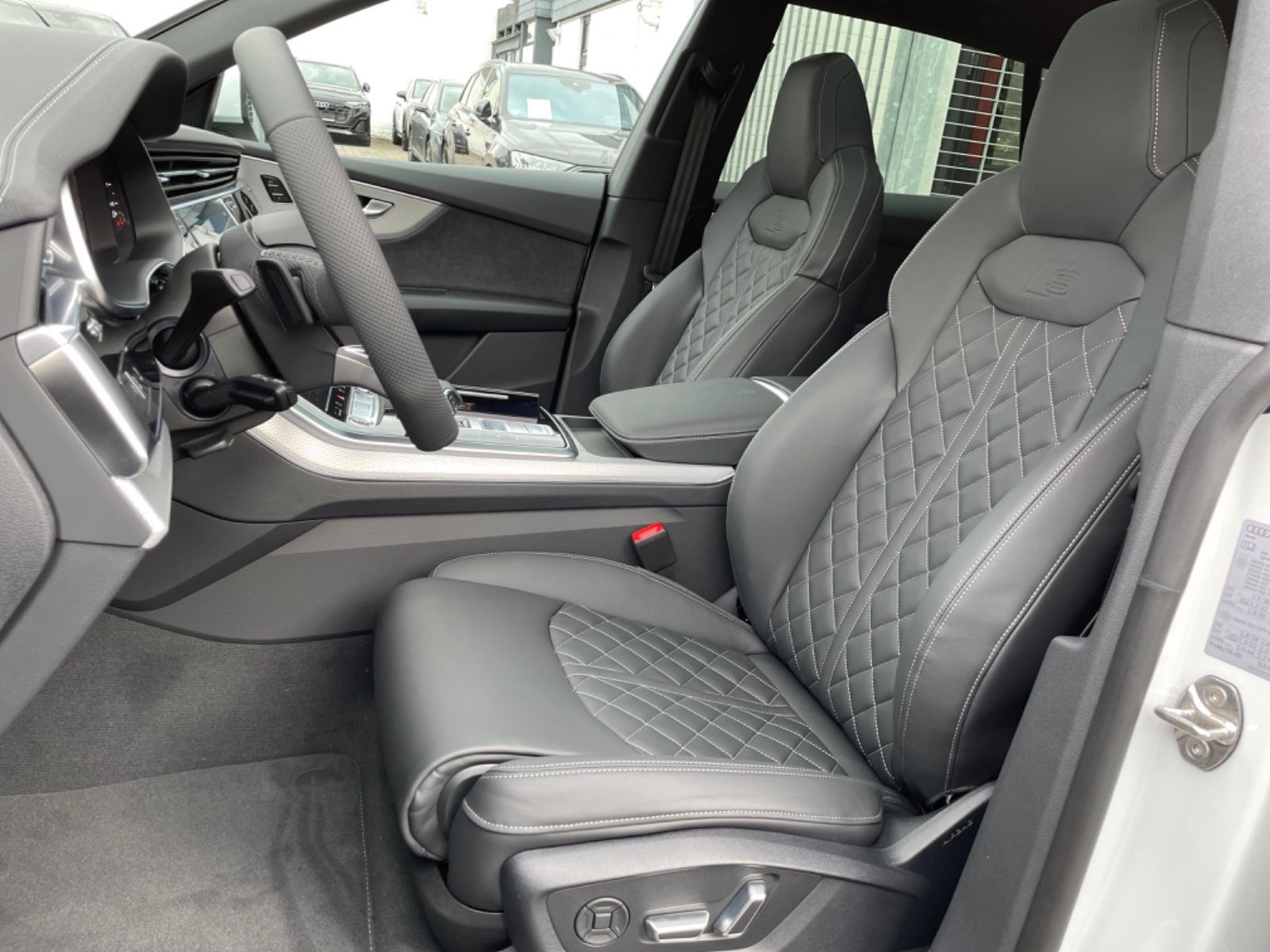 Fahrzeugabbildung Audi Q8 50 TDI Facelift |SLine|HUD|Softclose|23"|B&O|