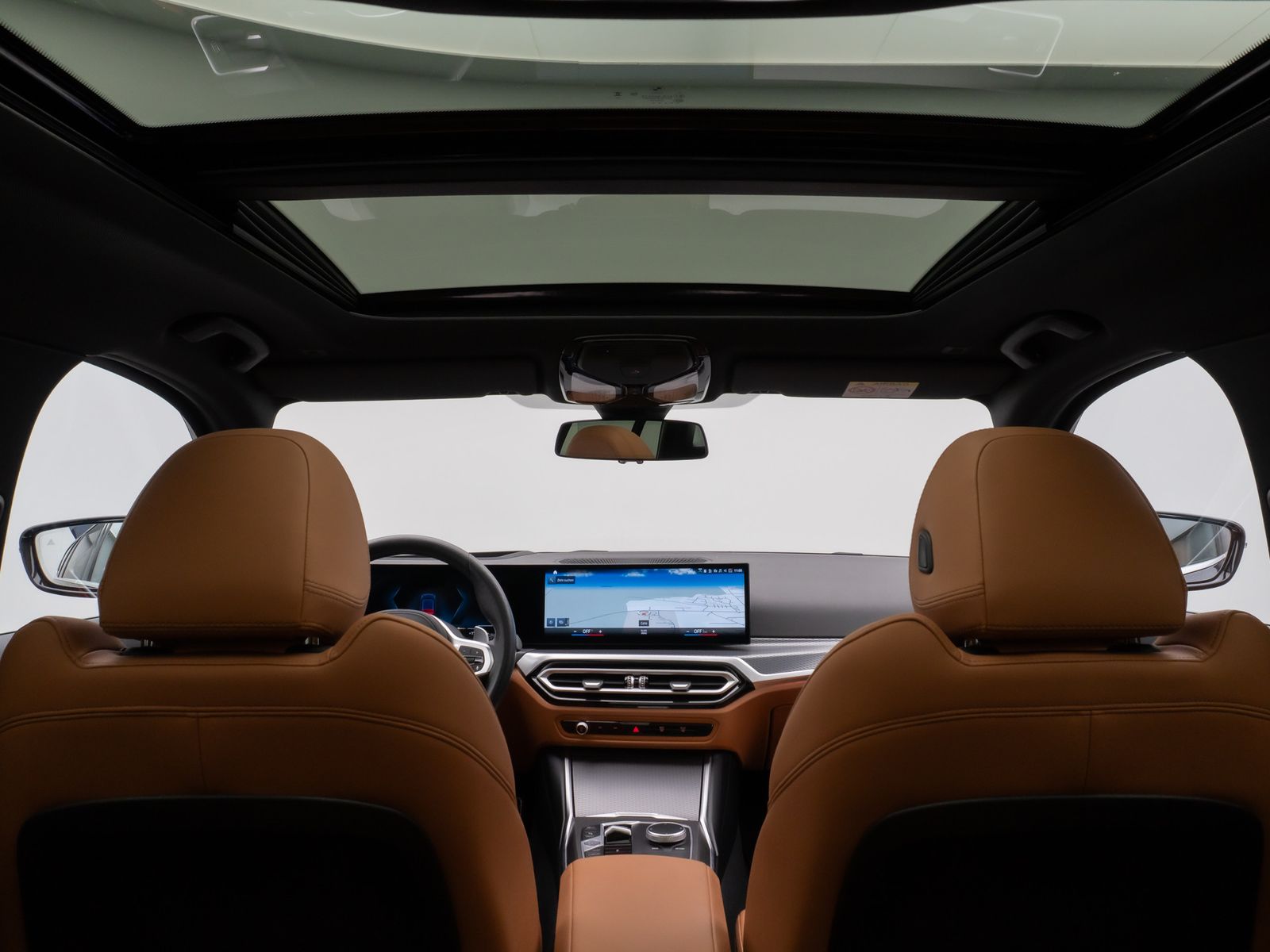 Fahrzeugabbildung BMW 330i xD M Sport Panorama Kamera HUD HiFi Komfort