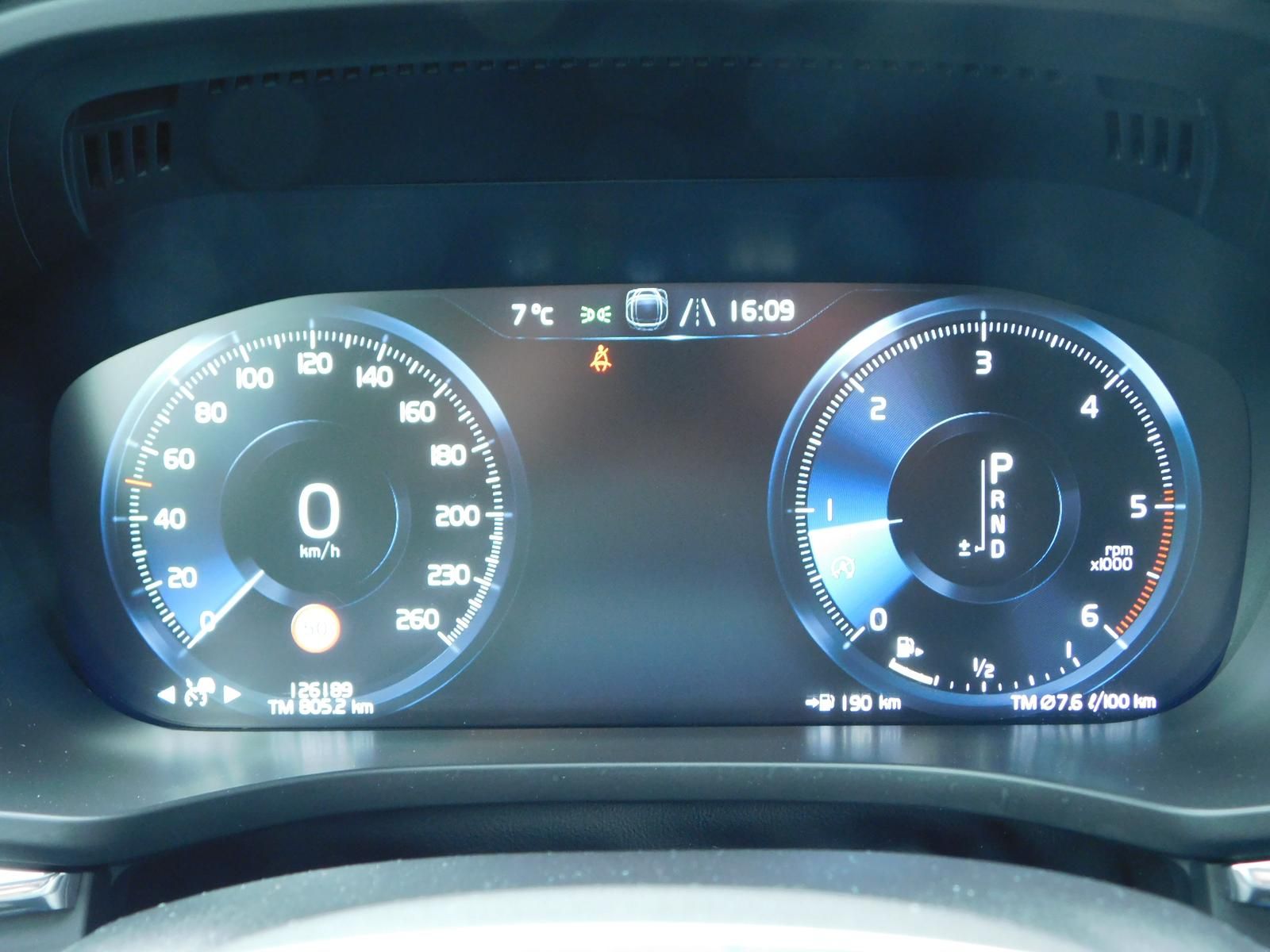 Fahrzeugabbildung Volvo XC60 D4 R-Design