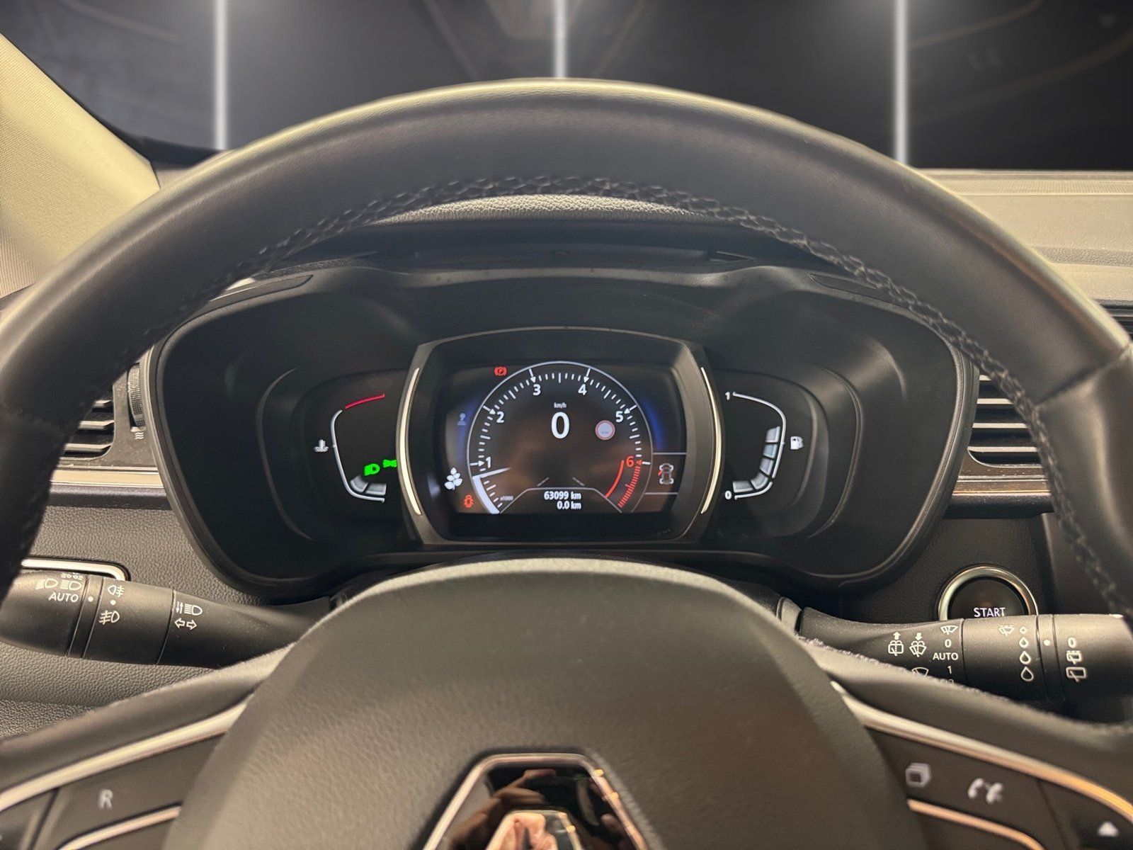 Fahrzeugabbildung Renault Kadjar 1.3 TCe 140 Limited*Navi*PDC*Sitzheizung*