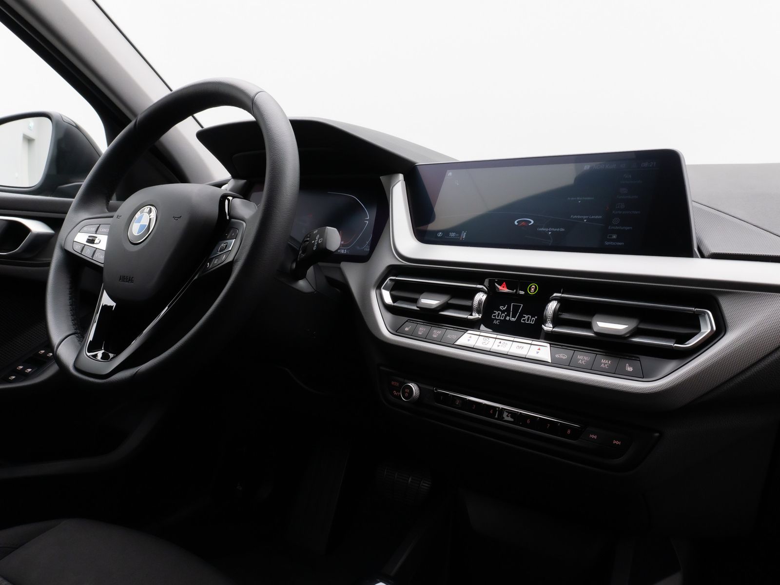 Fahrzeugabbildung BMW 118i DAB CockPitPro Geschwindigkeitsreg PDC LED