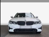 BMW 318d Touring Sport Line LED Navi PDC Shz Tempoma - BMW 318 mit Diesel-Antrieb: Leder, Navigationssystem