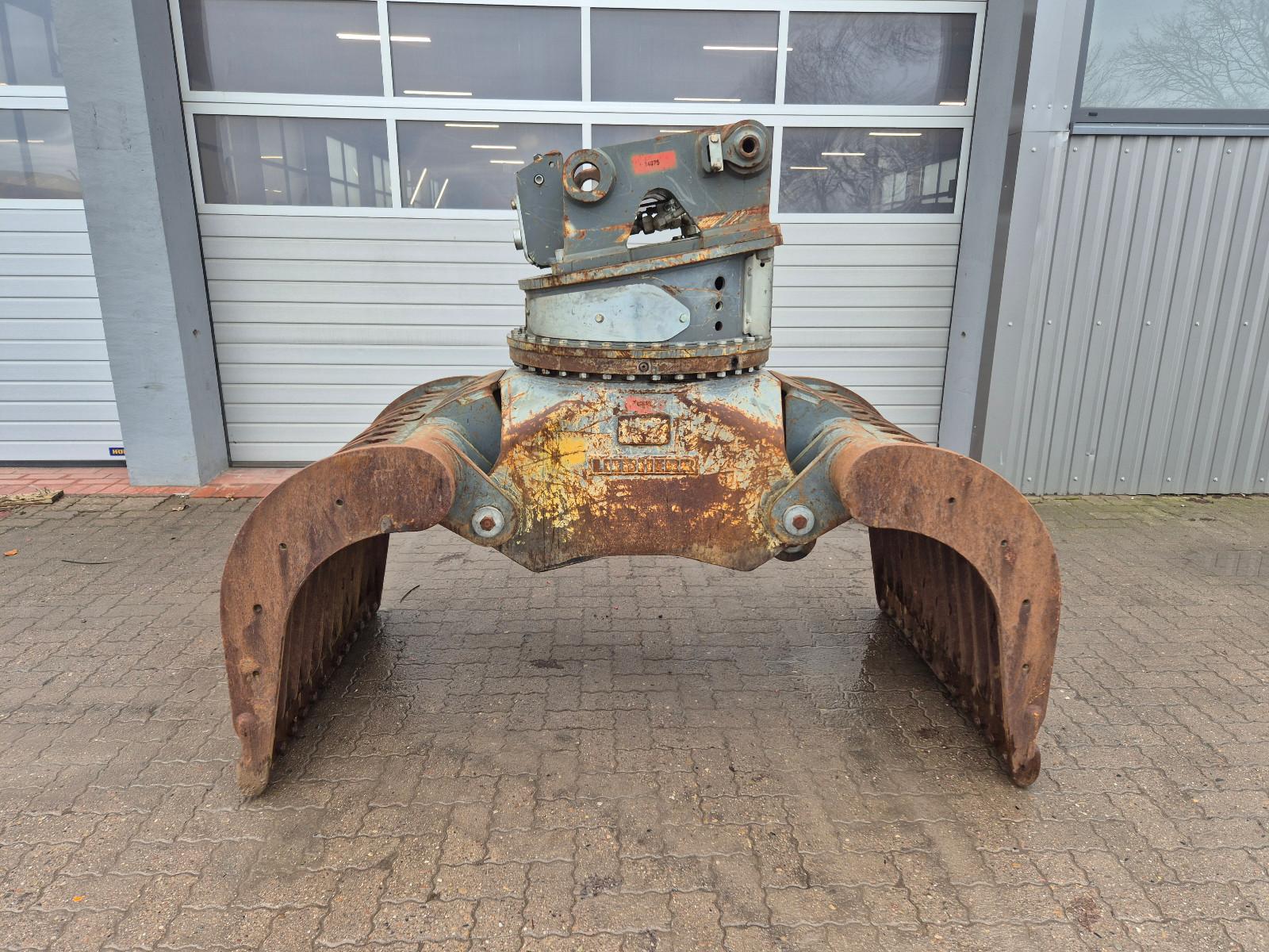 Liebherr SG 30 Sortiergreifer mit Likufix SW48, neue Schn