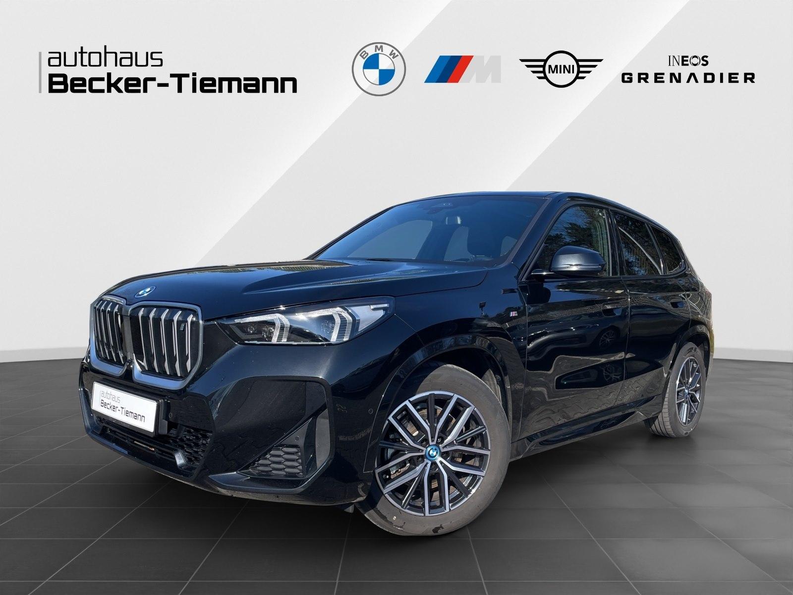 BMW iX1 xDrive30 M Sport/ ParkAss+/ HUD/ Adapt. LED/