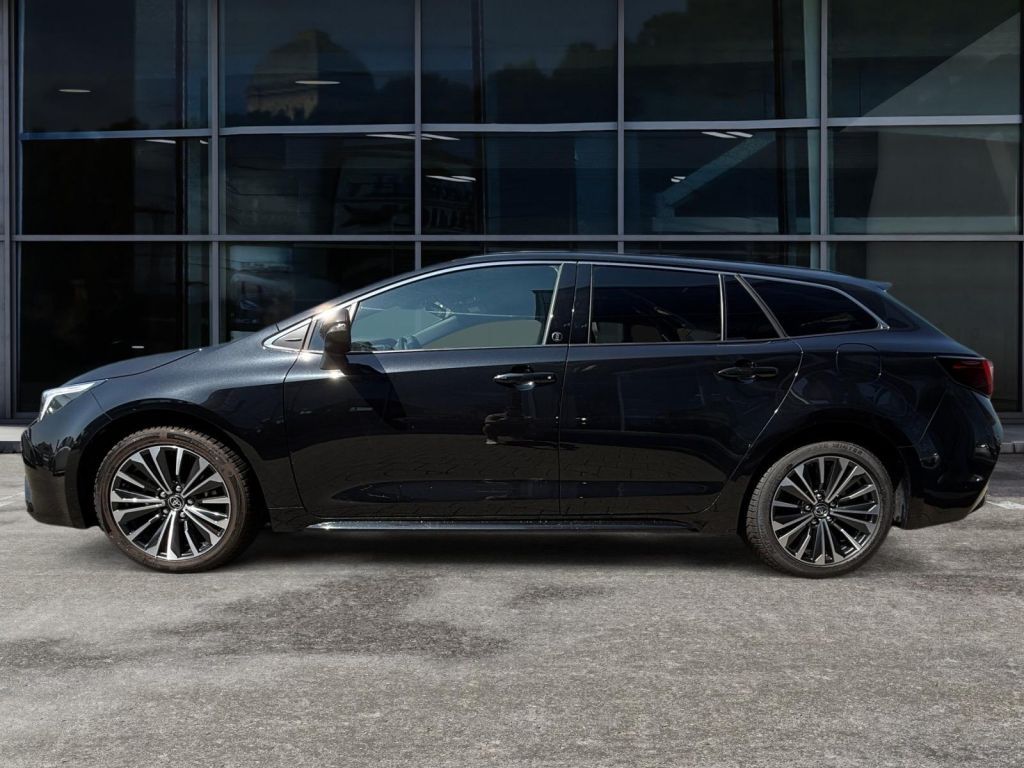 Fahrzeugabbildung Toyota Corolla 1.8 Hybrid Touring Sports Team Deutschla