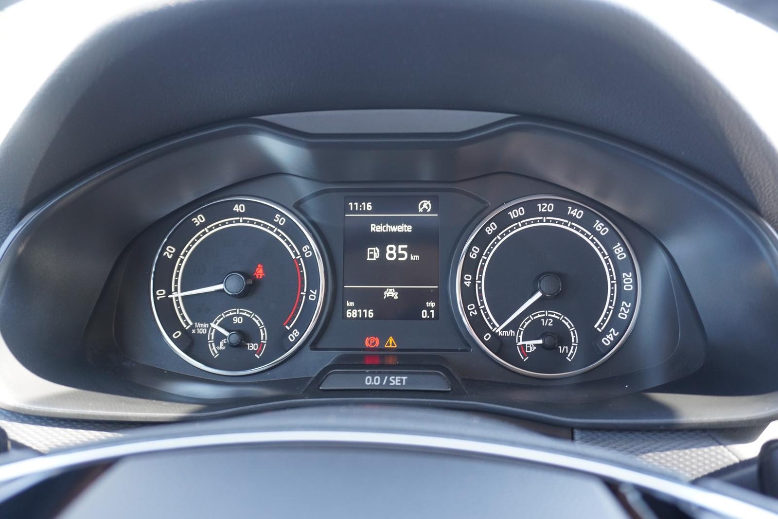 Skoda Kamiq 1.5 TSI LED Sitzheizung Tempomat