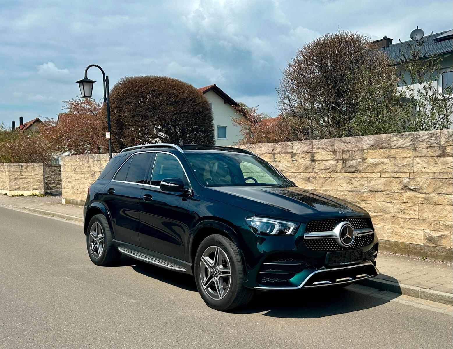 Mercedes-Benz GLE 350de AMG*AIRM*AHK3,5t*MASSAGE*SOFT*HUD*BEAM