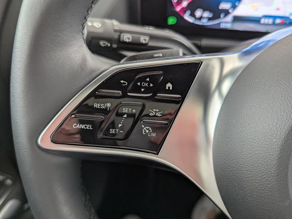 Mercedes-Benz GLA 220