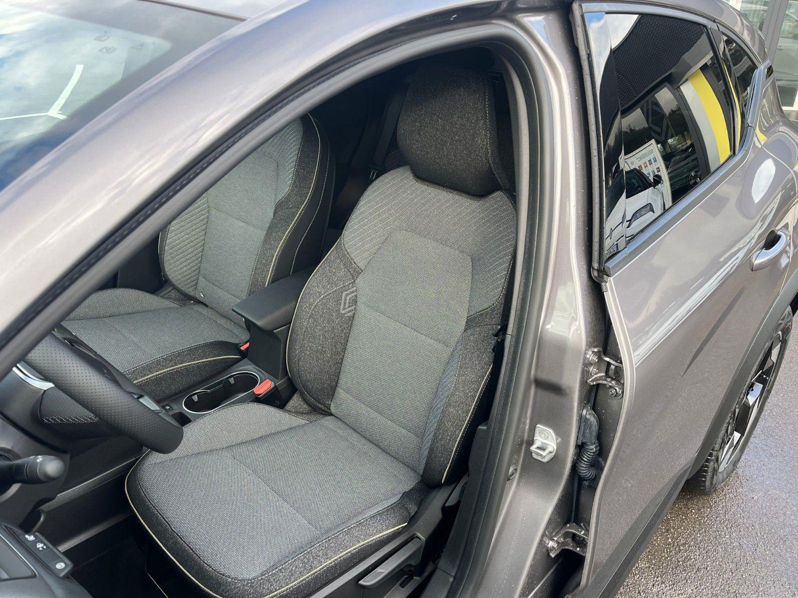 Fahrzeugabbildung Renault Captur II Techno