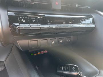 Toyota C-HR 2.0 Plug-In Hybrid Team D *0,5%*LED*NAV*SHZ