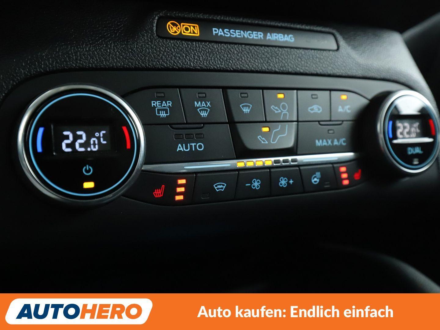 Ford Focus 1.0 EcoBoost Titanium*NAVI*CAM*SPUR*PDC*