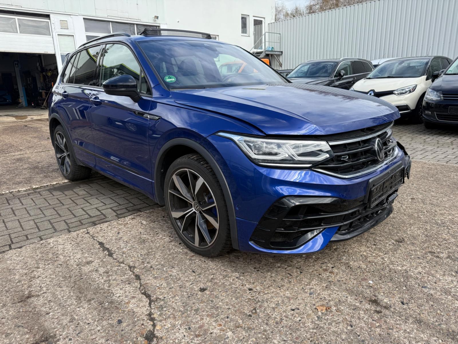 Volkswagen Tiguan R 4Motion DSG Pano