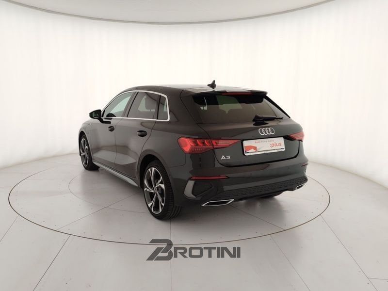 Audi A3 Sportback 40 TFSI e S tronic S line Edit imagem 2
