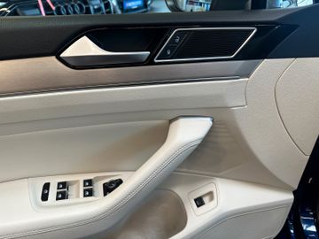 Volkswagen Highline  *4Motion*Pano*Led*Kamera*Massage*