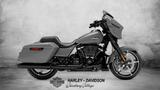 Harley-Davidson Street Glide - HARLEY-DAVIDSON NEU