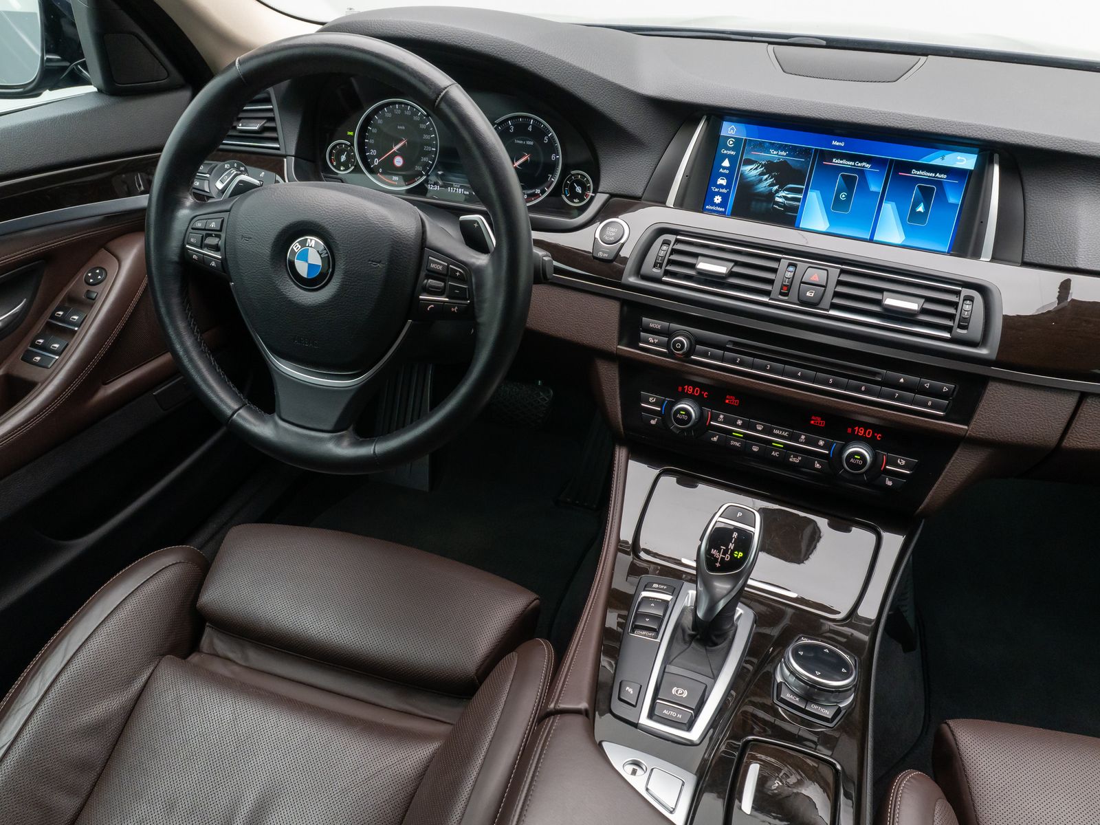 Fahrzeugabbildung BMW 535i Luxury Line HUD Memory ACC NaviPro Komfort