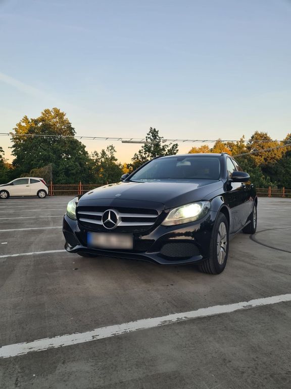 Image of Mercedes-Benz C 200