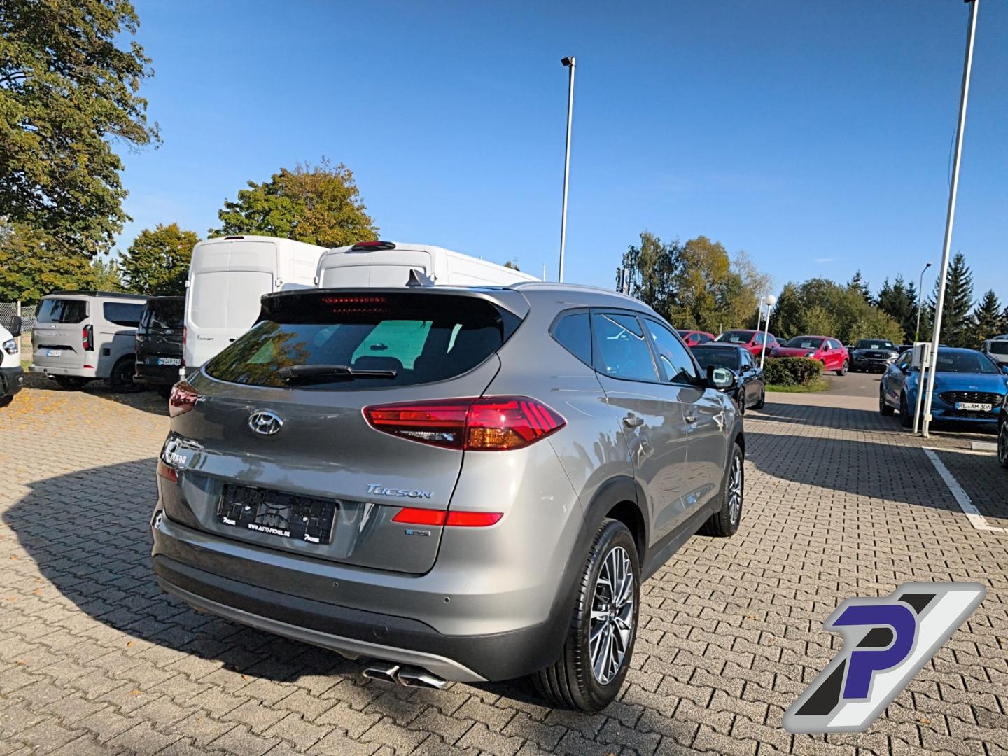 Hyundai Tucson Style 4WD NAVI+FAHRERASSISTENZ-PAKET AHK 