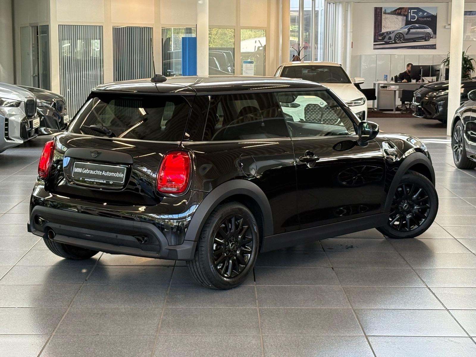 MINI One 3Türer Classic Trim PDC Navi Shz LED CarPlay, миниатюра 2